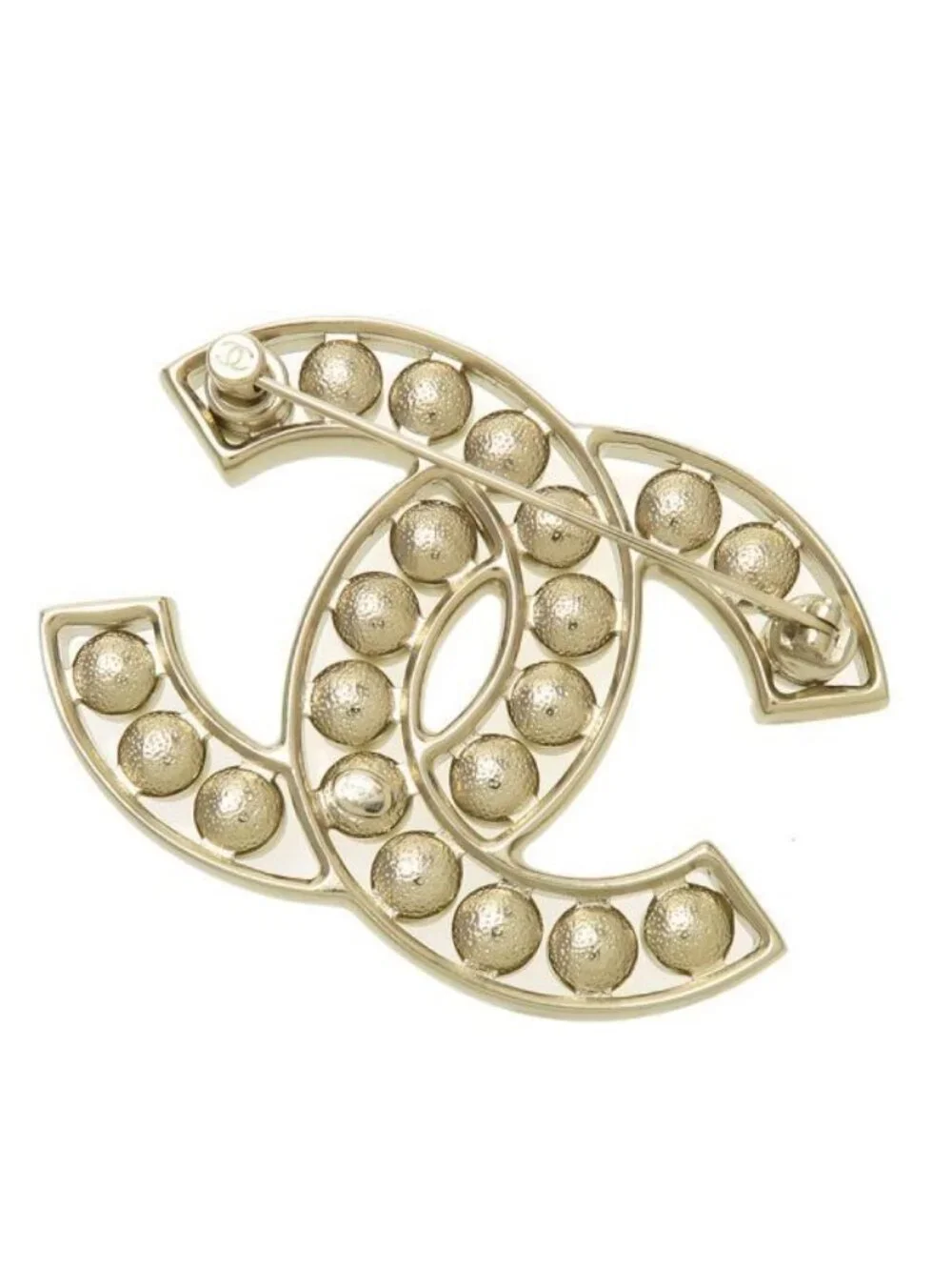 Chanel Brooch Gold